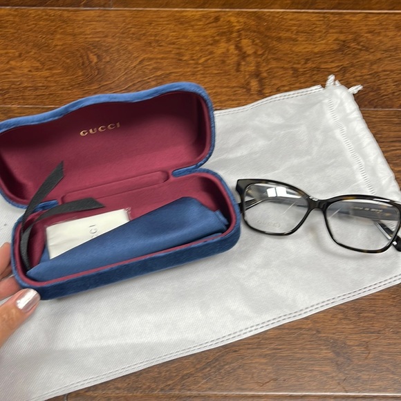 Gucci eyeglasses new main image 3